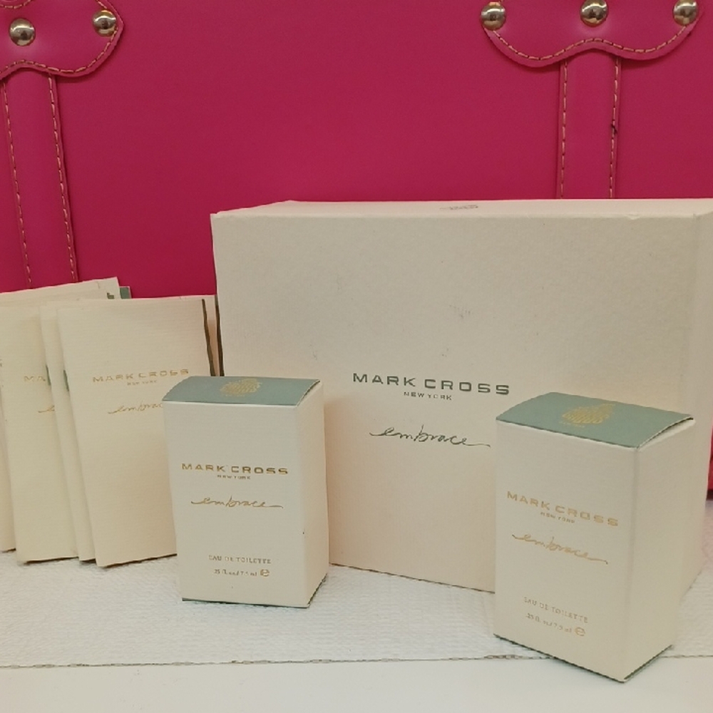 Mark Cross Embrace Collection - Picture 2 of 12